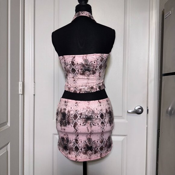 Eden Sky Pink Snake Print 2-Piece Skirt & Halter Top Set NWT Size M Y2K - Picture 2 of 5